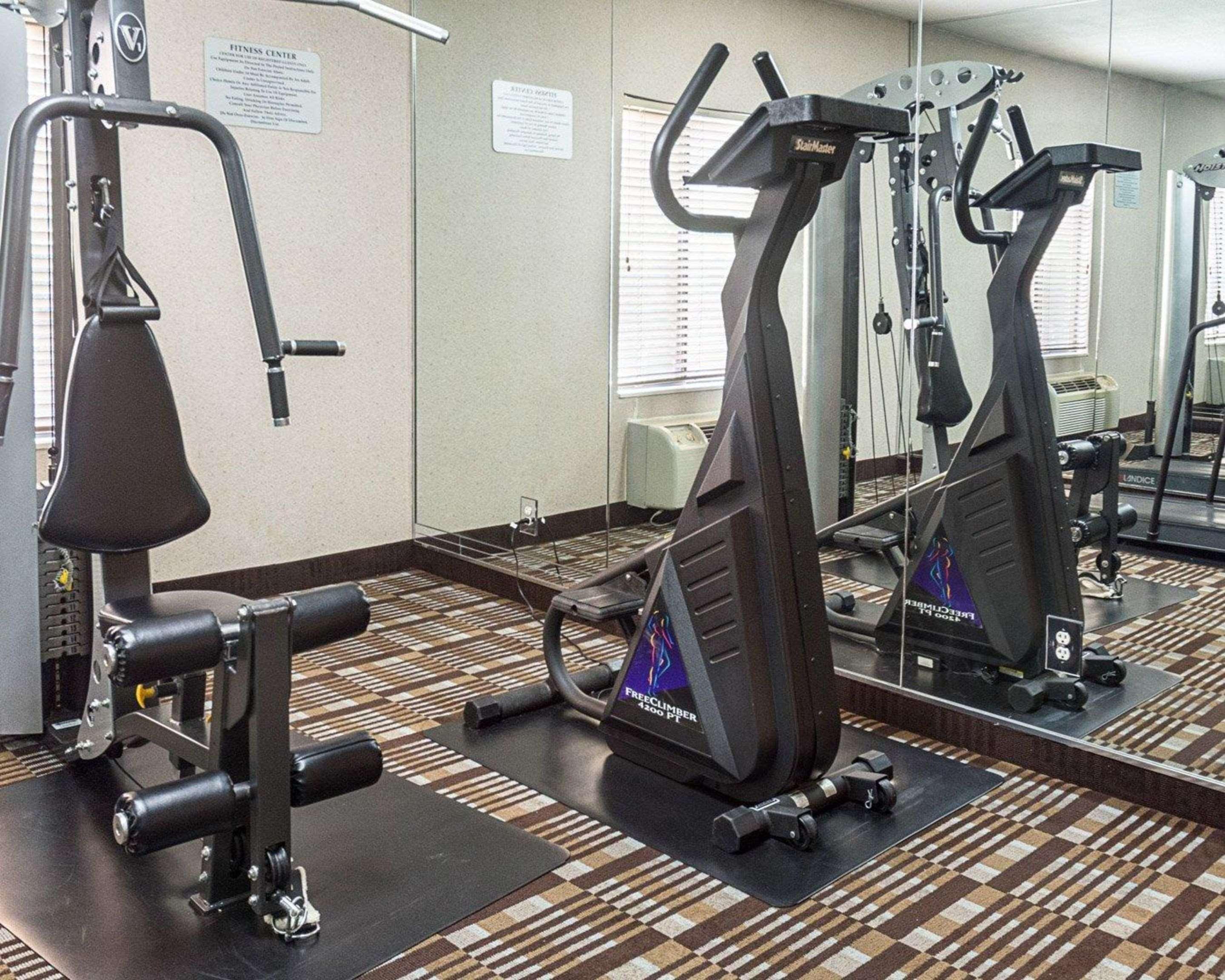 Quality Inn & Suites Quantico Stafford Zewnętrze zdjęcie