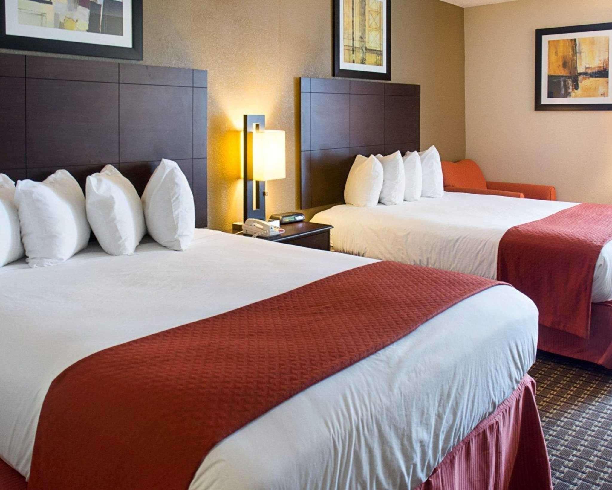 Quality Inn & Suites Quantico Stafford Zewnętrze zdjęcie
