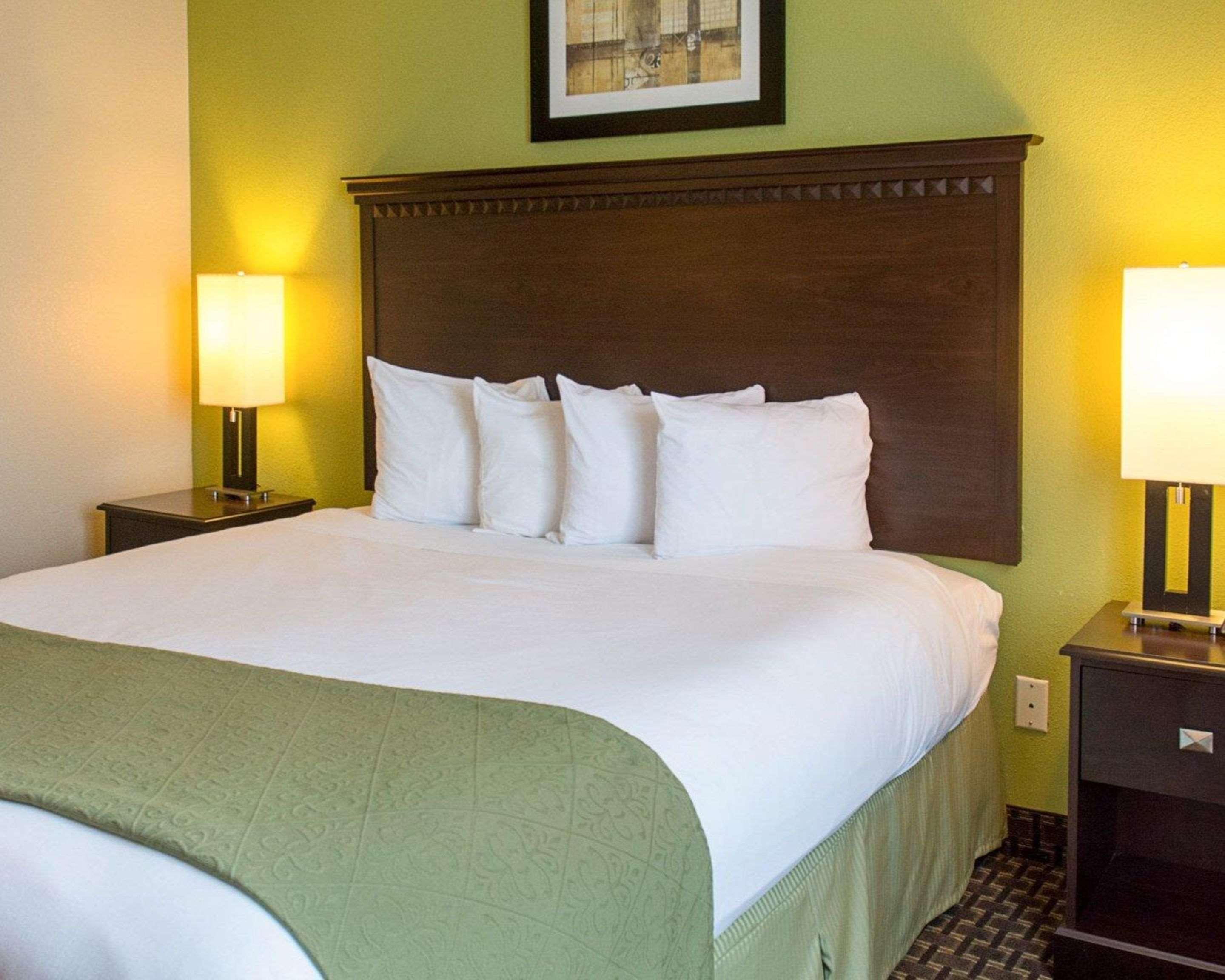 Quality Inn & Suites Quantico Stafford Zewnętrze zdjęcie