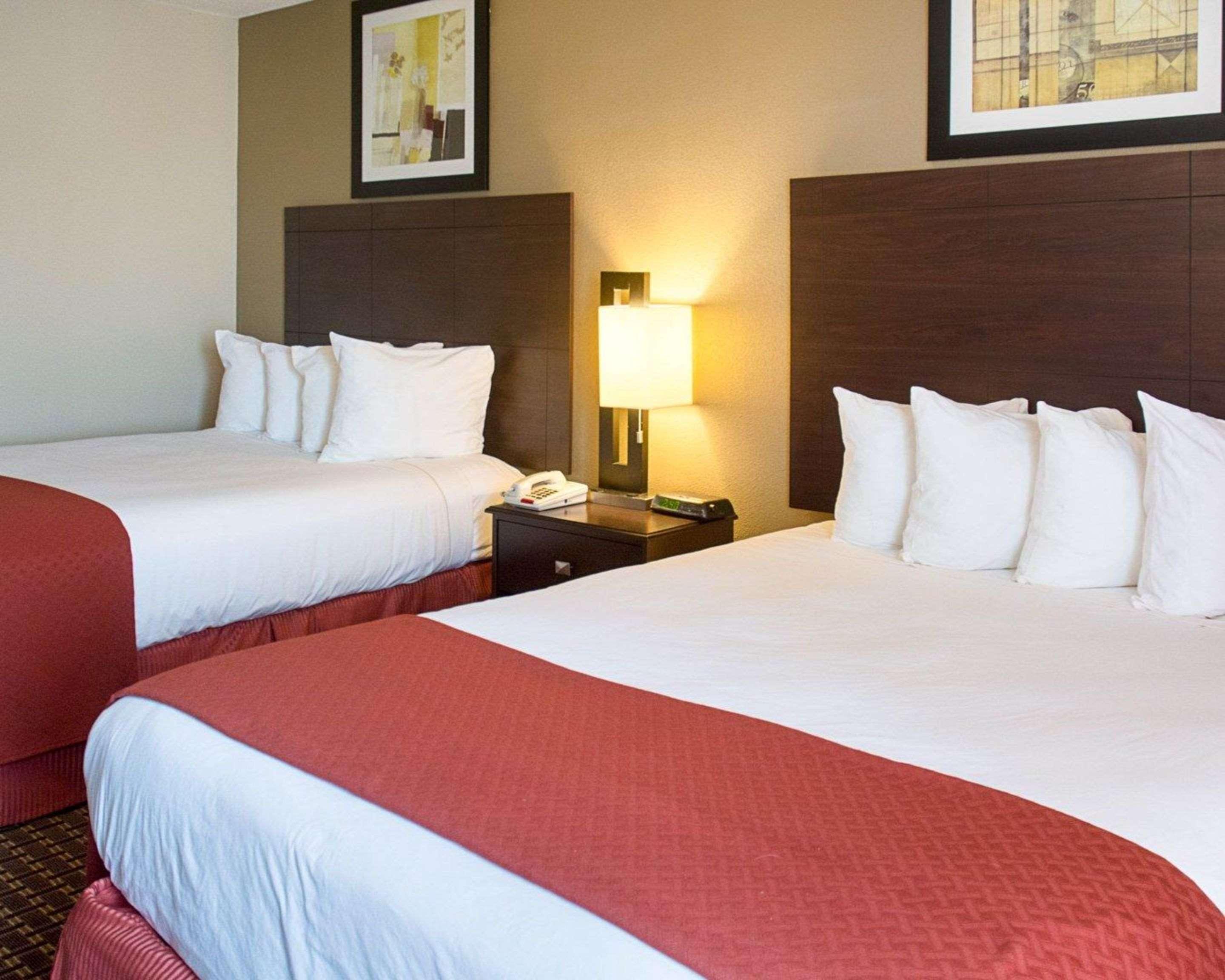 Quality Inn & Suites Quantico Stafford Zewnętrze zdjęcie