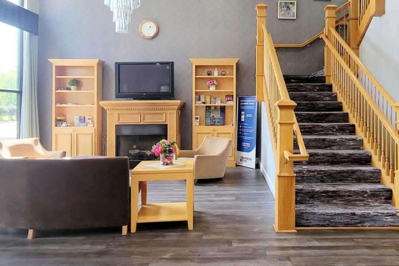 Quality Inn & Suites Quantico Stafford Zewnętrze zdjęcie