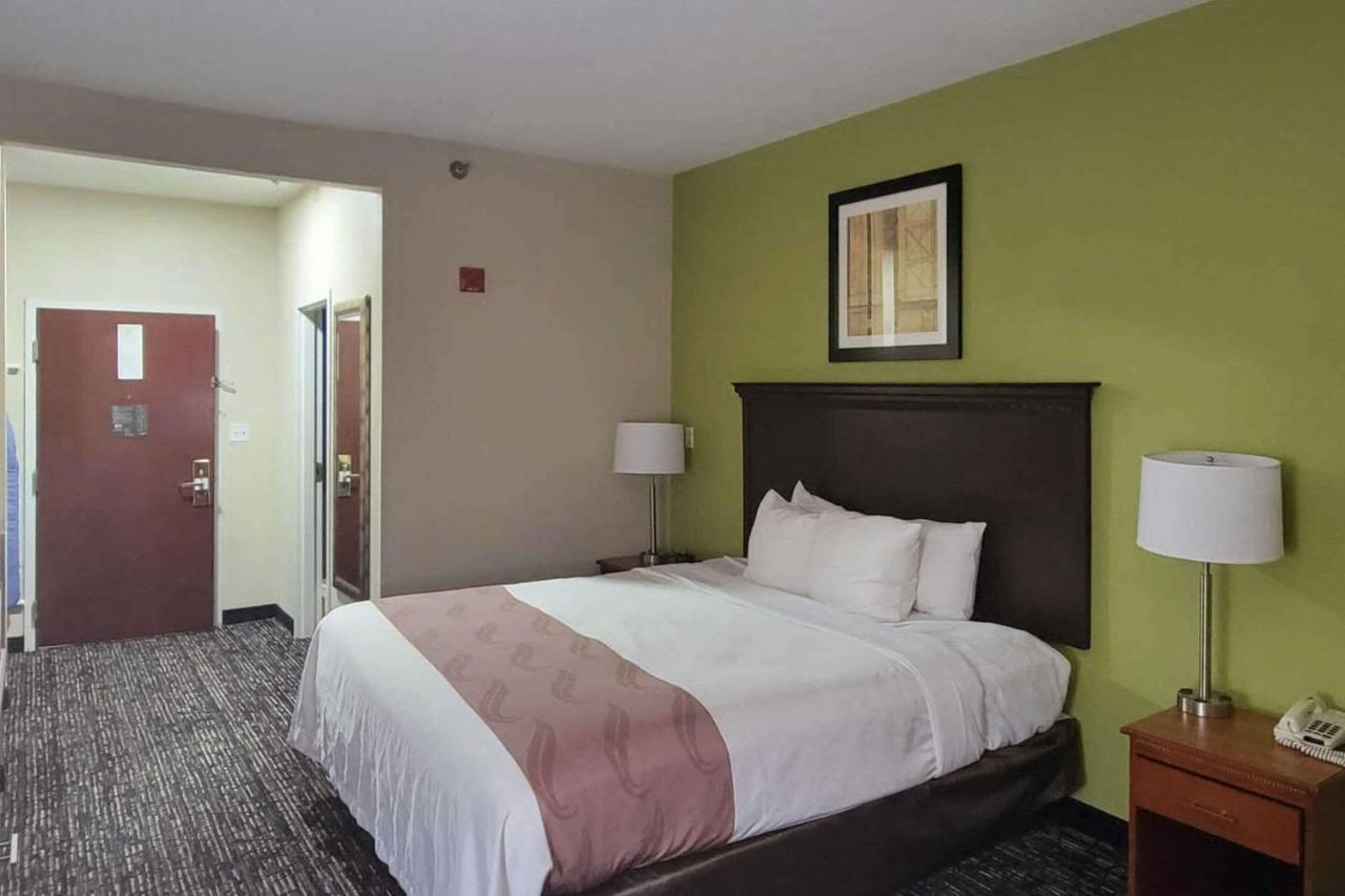 Quality Inn & Suites Quantico Stafford Zewnętrze zdjęcie