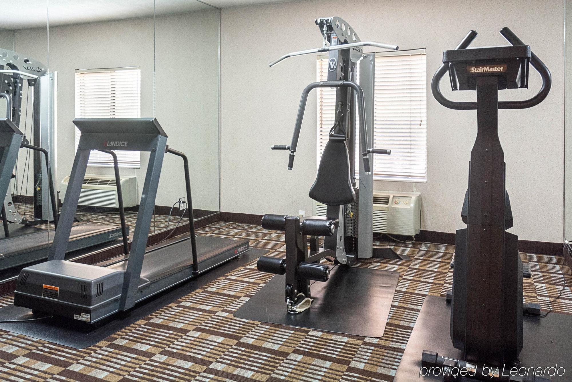 Quality Inn & Suites Quantico Stafford Zewnętrze zdjęcie