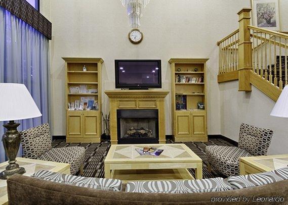 Quality Inn & Suites Quantico Stafford Zewnętrze zdjęcie
