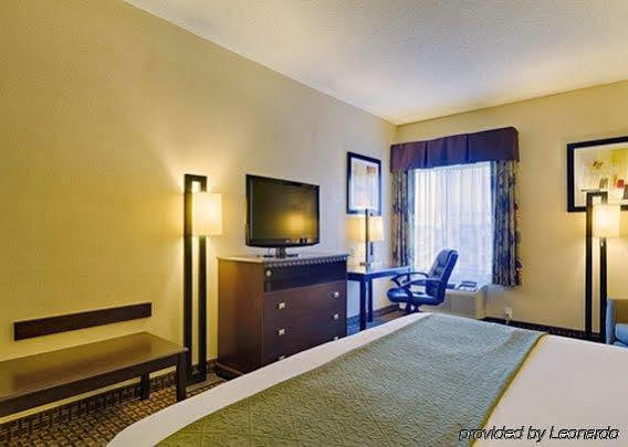 Quality Inn & Suites Quantico Stafford Zewnętrze zdjęcie